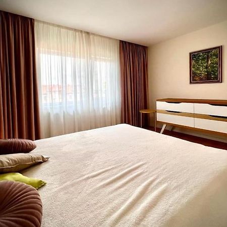 Bright And Modern Home Timisoara Esterno foto