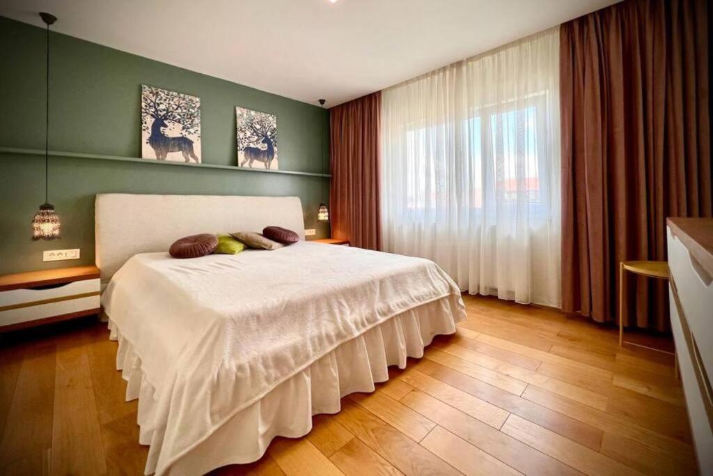 Bright And Modern Home Timisoara Esterno foto