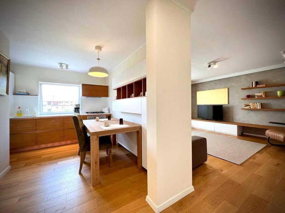 Bright And Modern Home Timisoara Esterno foto